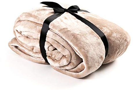 ESTEXO Kuscheldecke Größe XXL 220 x 240 cm Felloptik Tagesdecke Bettüberwurf