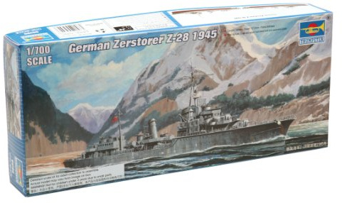 Trumpeter 5790 modellbyggsats German Destroyer Z-28, 1945