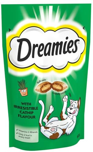 DREAMIES - Catnip Cat Treats - 8 x 60 g - Snacks with Delicious Catnip - Bulk Cat Food - Multipack Snacks 8 Pouches