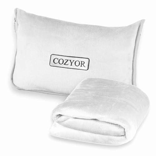 Cozyor Reisekissen & Reisedecke 2 in 1 mit Rucksack-Clip 170x100 cm, kuscheliges Reiseset für Flugzeug, Auto & unterwegs