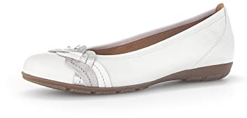Gabor Damen Klassische Ballerinas, Frauen Flats,Ballett-Schuhe,Ballet-Flats,Ausgehschuhe,Abendschuhe,Slip-ons,weiß-Silber Kombi,39 EU / 6 UK