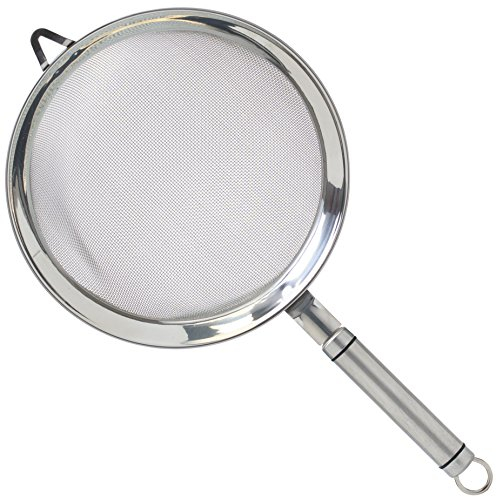 KitchenCraft Oval Handled Professional Stainless Steel Sieve, Fine Strainer for Sifting Flour, Sugar, Sauces, Kitchen Utensil with Durable Handle, Dishwasher Safe, 18cm