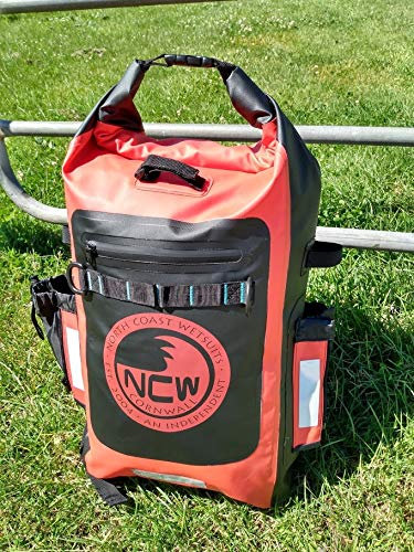 30L Dry Bag Roll Top Rucksack drybag. Fully waterproof roll top dry bag / rucksack. Made from heavy duty 500D PVC tarp with high-frequency welded seams for 100% water resistance. Padded back section.