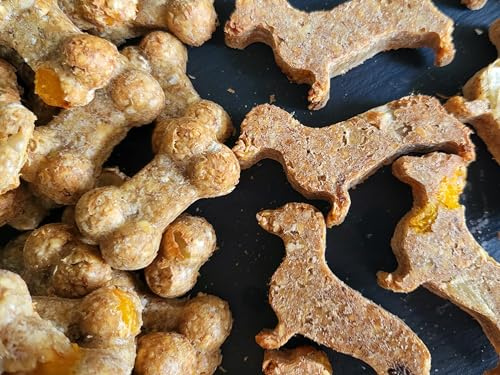Banana, Apple & Apricot Dog & Bones Dog Treats 200g Healthy Natural Vegan Dog Food