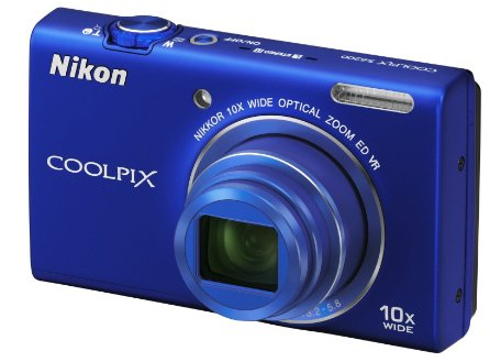 Nikon Coolpix S6200 Digitalkamera (16 Megapixel, 10-fach opt. Zoom, 6,7 cm (2,6 Zoll) Display, HD-Video, bildstabilisiert) blau