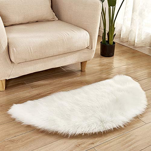 YAOTT Half Moon Semicircle Wool Imitation Sheepskin Rugs Non Slip Faux Lambskin Area Rugs for Bedroom Living Room Shaggy Fluffy Carpet Mats White 45X90CM