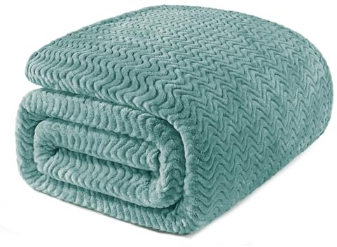 Exclusivo Mezcla Kuscheldecke Flauschig Decke Tagesdecke 230x170 cm | Leicht, Weich, Flanell Fleecedecke für Bett und Sofa, Wohndecke mit Wellenmuster, Bettüberwurf für Sommer, Graugrün