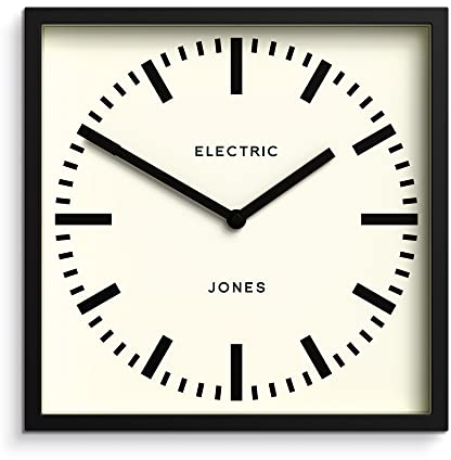 JONES CLOCKS® Box Eisenbahn wanduhr | Quadratische bahnhofsuhr | 25cm | Schwarz | Cooler designerlook für küche, Wohnzimmer oder büro