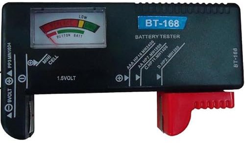 Comprobador de pilas analógico con pantalla, para medir voltaje y estado de baterías de diferentes tipos.