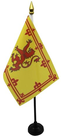 AZ FLAG - Kingdom of Scotland Table Flag 4'' x 6'' - Royal Scottich Mini Desk Flag 100% Polyester 15 x 10 cm - Office Mini Banner with 10'' Pole - Golden Spear