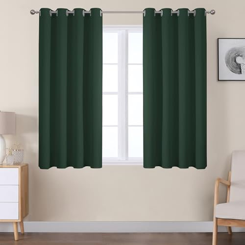 VEHEDE Gardinen Wohnzimmer Thermovorhang gegen Kälte Übergardinen 2er Set Vorhänge Schlafzimmer mit Ösen Vorhang Verdunkelung Blickdicht Gardinen Kurz Fenster Küche, H 114 x B 117 cm, Dunkelgrün
