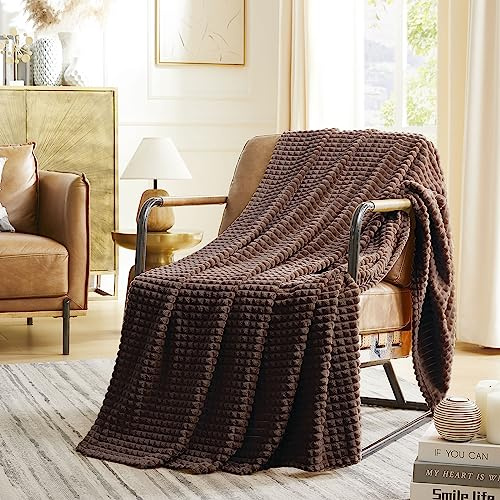 KASYLAN Coperta in pile di flanella super morbida, con griglia jacquard, decorativa, calda e accogliente, per divano, letto, campeggio, viaggi, adatta per tutte le stagioni (cioccolato, 127 x 152 cm)