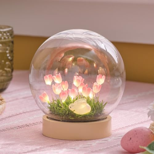 Lights4fun Glaskugel mit Tulpen & Osterhasen | Warmweiße LEDs | Batteriebetrieben | mit 6h Timer | Beleuchtete Osterdeko | Ostern Frühjahr für Tisch, Fensterbank & Wohnbereich | Ø 12 cm