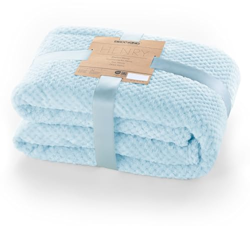 DecoKing Coperta Plaid Pile 70x150 cm per Letto Singolo Calda Accogliente e Spessa in Morbido Velluto Stile Scandinavo Per Letto Divano Sedia Tutte le Stagioni Azzurro Henry