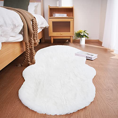 Ghouse Home Teppich Kurzflor Teppich Flauschig Anti-Rutsch Unterseite Waschbarer Wohnzimmer Carpet Weiß 60x120 cm