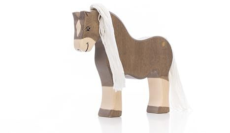 Lilu® Pferd Hengst Kaltblut mit leuchtendem Herz, Bauernhof-Holztiere handbemalt, Holzspielzeug aus FSC®-Holz, EN71 und DEKRA Zertifiziert Spielfigur für Kinder - 15cm x 14cm x 2,8cm