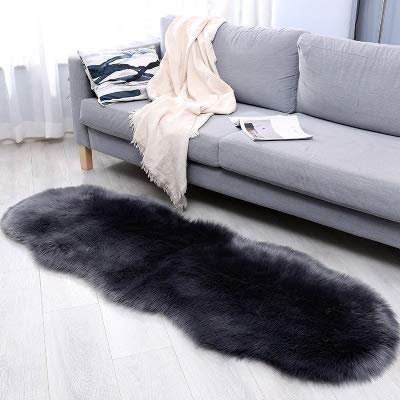 Deike Mild Faux Lammfell Schaffell Teppich Longhair Fell Optik Nachahmung Wolle Bettvorleger Sofa Matte für Wohnzimmer Schlafzimmer und Kinderzimmer (Dunkelgrau,65 * 120cm)