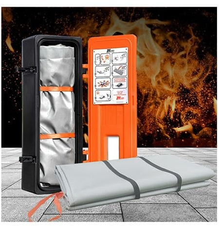 Fire Safety Blanket, Flame Retardant Welding & Emergency Fire Extinguisher Blanket, 6x8m for Home, Kitchen, Grill, Car, Warehouse - Ultimate Fire Protection Solution