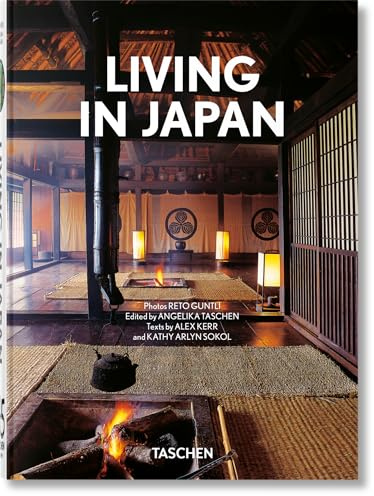 Living in Japan: 45th Ed. (45th Edition)