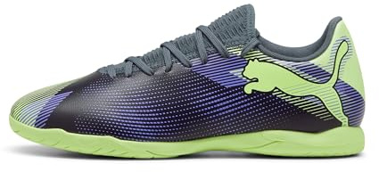 PUMA Future 7 Play Herren Hallentrainer Fußballschuhe Sneaker, Gray Skies-Elektro Purple-Fizzy Apple-White, 46.5 EU