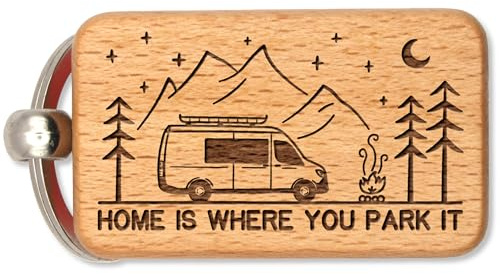 dekolaser24 Schlüsselanhänger Wohnmobil Camping Home Is Where You Park It | Handgemacht aus Buchenholz - für Camper, Wohnmobil-Besitzer und Van-Fahrer - Geschenk zum Geburtstag oder Weihnachten