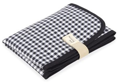 Walking Mum. Matelas à langer I Love Vichy. Design portable et pliable. Facile à ranger dans le sac de maternité. Couleur : noir. Dimensions : 18 x 27 x 4 cm.