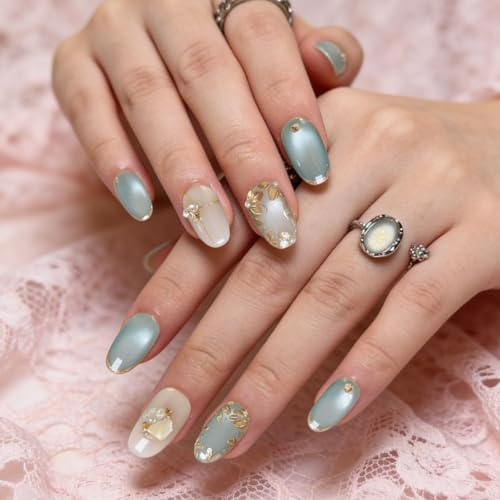 Floruvia 30 stück kurz mandelförmige cat eye kunstnägel, 3d goldene blumen, blaue französische spitze, acryl nägel, künstliche klebenägel für frauen