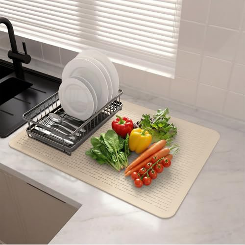 BLESWIN Tapis à Vaisselle en Silicone Extra Large, 70 X 50 cm, AntidéRapant, RéSistant à La Chaleur, Facile à Nettoyer, Tapis De Drainage De Cuisine pour Comptoir, éVier, RéFrigéRateur etc(Beige)