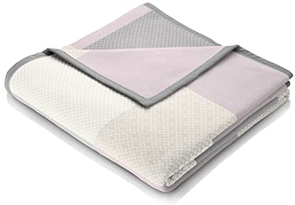 biederlack® samt-weiche Kuscheldecke aus Baumwollmischgewebe I Made in Germany I Öko-Tex I nachhaltig produzierte Tagesdecke I rosa Karierte Wohndecke Pastell Karo I Sofa-Decke in 150x200cm