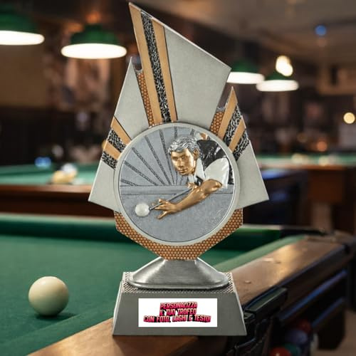 D&Vlab Coppa Trofeo Figurativo per Biliardo Stecca Carambola h 20,50 cm con Targhetta Personalizzata Omaggio Premio Riconoscimento per Gare Eventi Tornei Specifici
