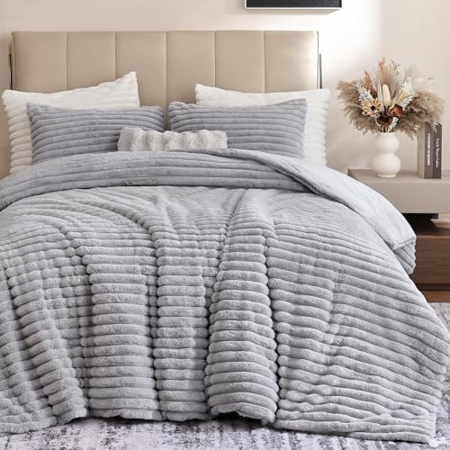 weigelia Fluffy Grey Comforter Full Size – Ultra Soft Plush Fleece Grey Comforter Set Full Size, Luxury Fuzzy Bedding Comforter with 2 Pillowcases, Cozy Heavy Faux Fur Comforter Sets for All Season
