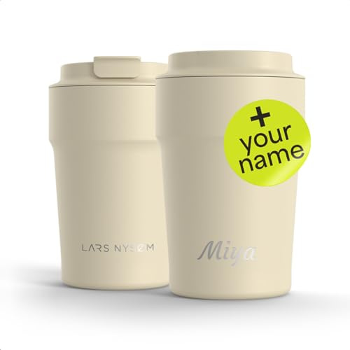 LARS NYSØM Vaso térmico para café para llevar personalizado 380 ml | Travel mug de acero inoxidable 0,38 ltiros con grabado | Vaso térmico antigoteo como regalo con nombre (Almond Beige, 380ml)
