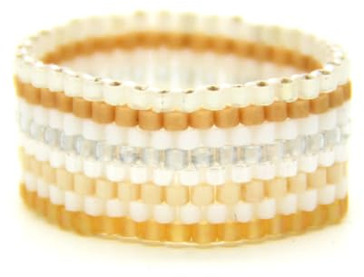 Delica-Glasperlen-Ring in Weiß, Beige und Silber, breiter Bandring, Peyote-Stitch, flexibler Perlenring, lässiges Accessoire #052 Carnivale II