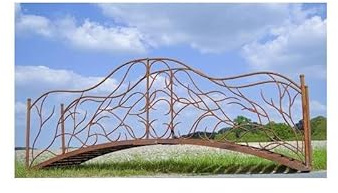 L'Héritier Du Temps Gartenbrücke Brügge für den Außenbereich, aus rohen Stahl, oxidiert, dekorativ und funktional, 69 x 150 x 300 cm