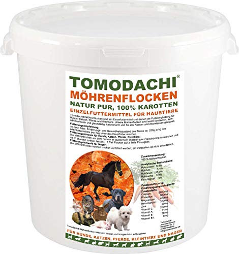 Tomodachi Möhrenflocken Hund, Karottenflocken Barf Zusatz, Ergänzungsfutter Hund, Verdauung, Stoffwechsel, Immunsystem, reich an Vitaminen, Mineralien, BetaCarotin, kalorienarm, Diät, 2kg Eimer