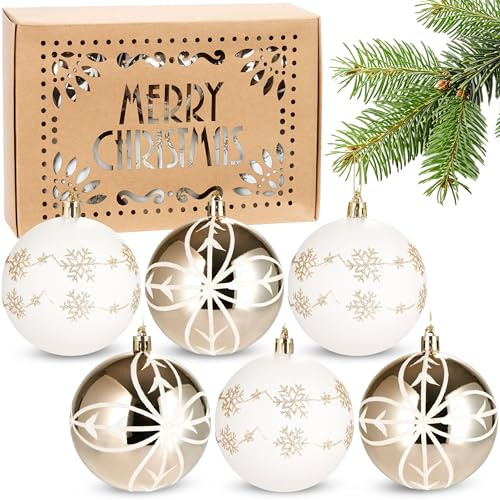 BRUBAKER 6er Set Weihnachtskugeln - 8 cm Christbaumkugeln Bruchsicher | Kunststoff Christbaumschmuck in Merry Christmas Geschenkbox - handbemalte Weihnachtsbaumkugeln - Weiß und Champagner Gold