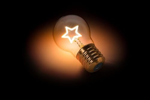 BHMAOYN LED Lampe mit USB & Batterie | Edison Lampe mit Sternen-Design | Magische Beleuchtung für Schlafzimmer, Kinderzimmer & Deko | Warmweiß