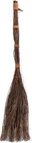 BUFFALO BROOM CO. Highly Scented Cinnamon Broom - 36 Inch Heather Broom Stick with Rope Loop - Traditional & Rustic Kitchen Decor, Witchy Home Decor for Halloween & Holidays