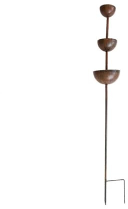Vilgftyiet Metall Garten Regenfänger Ornament 71cm Bronzefarbene Stahlschale mit Pfahl für effektive Regenwassersammlung und Wildtieranziehung, einfache Installation