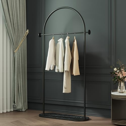 BUZUEY Kleiderständer mit Marmorsockel – Moderner freistehender Garderobenständer im Bogen-Design, stabiler Metallrahmen, minimalistisch & elegant für Schlafzimmer, Flur oder Boutique (Schwarz)