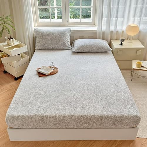 Luxuriöses, weiches, hellgraues Spannbettlaken für Super-King-Size-Betten. Dicke Tagesdecke aus geschnitztem Samt für warme Wintertemperaturen. 180,3 x 200,8 cm. Bequeme und gemütliche Heimtextil