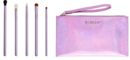 Sigma Beauty Enchanted Set med 5 ögonmakeupborstar för att blenda, skugga, fodra och tona, innehåller en liten elegant svart sminkväska (6 st)