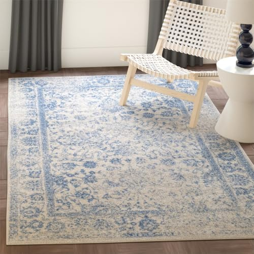 Safavieh Teppich 155 x 229 cm - Adirondack Collection - Transitional Design, Elfenbein & Hellblau, Pflegeleichte Synthetikmischung, Ideal für Wohnzimmer, Schlafzimmer, Büro | 1 cm Flor, Teppich für den Innenbereich, Polypropylen-Fasern, Öko-Tex-zertifiziert, Used-Look, Blumenmuster, Wohnzimmer