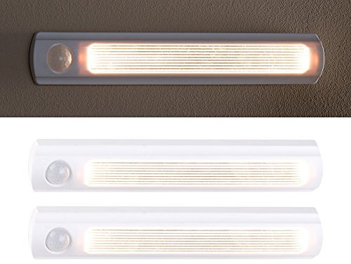 Luminea Schrankbeleuchtung LED: 2er-Set LED-Schrankleuchte, PIR- & Lichtsensor, 0,6 W, 25 Lm, 6000 K (Schrankleuchte mit Sensor, Leiste batteriebetrieben, Lampen)