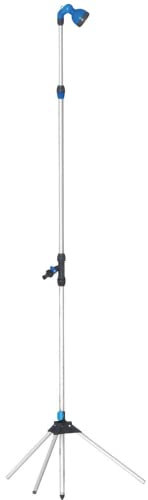 Ducha de jardín trípode, práctica, regulable 135cm-218cm, cabezal basculante de 1 función, alimentación con acople rápido, base de apoyo de trípode con estaca de 64x42cm. Ideal Jardines y piscinas