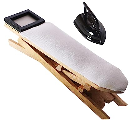 ULDIGI Ensemble De 2 Pièces De Maison Miniature Table À Repasser Jouet Modèle De Fer pour Garçons Et Filles Meubles Miniatures Décoratifs