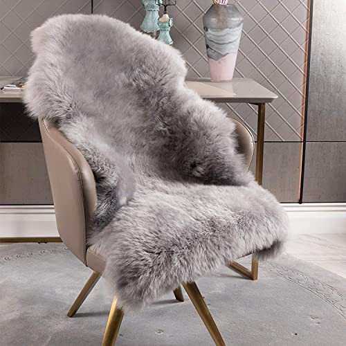 WOLTU Fellteppiche Schaffell, Kunstfell Lammfellimitat Teppich flauschig, Longhair Fell Optik, Dekofell für Stühle, Couch, Sofa Wohnzimmer Schlafzimmer Kinderzimmer, Hellgrau, (90-100) x60 cm