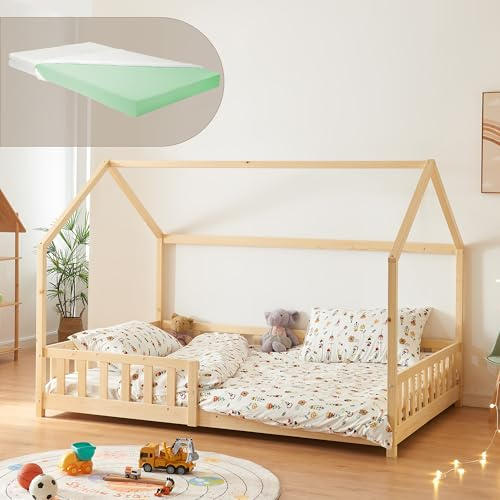 [en.casa] Cama para Niños Hesel con Colchón Estilo Montessori Decorativa Cama Infantil Individual con Somier Barandilla Estructura en Forma de Casa Madera de Pino 120 x 200 cm - Efecto Madera