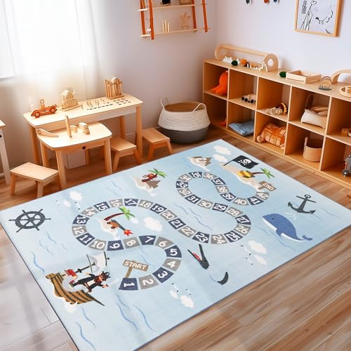 Carpettex Kinderteppich rutschfest | Piratenreise mit Zahlen Design 120 x 170 cm | Kein Abwurf | Kurzflor und Waschbarer Spielteppich für Kinderzimmer für Mädchen und Jungen | Wal und AFFE im Meer
