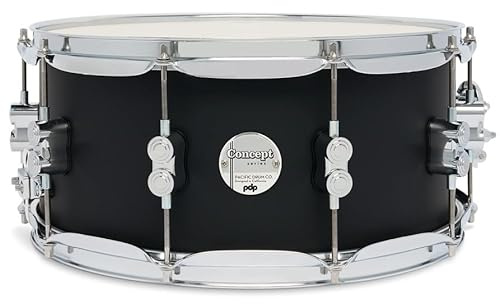 Pacific Drums Concept Maple Snaretrumma, 35,6 cm x 16,5 cm, Satin Black | Har ett 10-lagers europeiskt lönnskal och högkvalitativ DW trumhårdvara